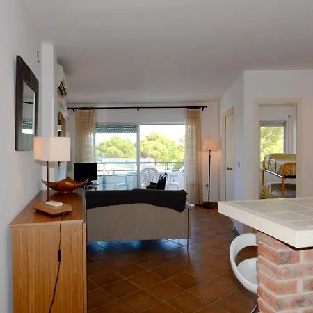 Apartament Medes Park I 4-5 *
