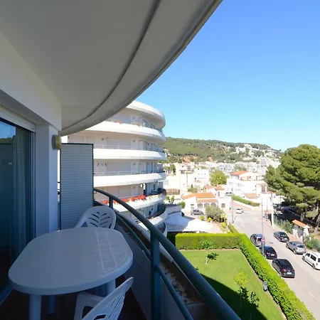 Medes Park I 4-5 *